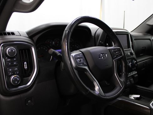 Used 2019 Chevrolet Silverado 1500 RST AWD/4WD image 13