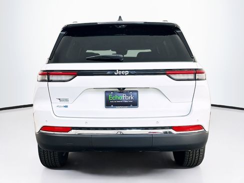 Used 2022 Jeep Grand Cherokee Limited 4xe w/ Luxury Tech Group II image 7