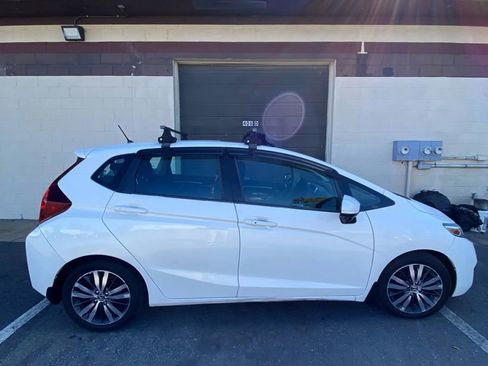 Used 2015 Honda Fit EX image 4