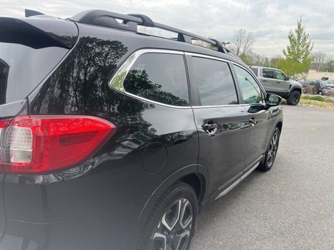 Used 2024 Subaru Ascent Limited AWD/4WD image 6