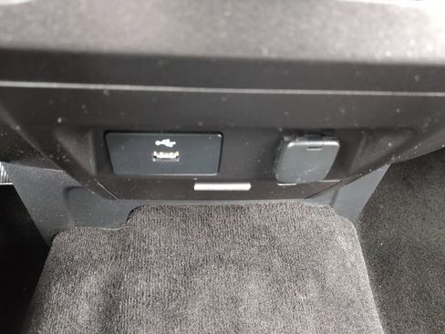 Used 2017 Ford F150 XLT w/ Equipment Group 301A Mid AWD/4WD image 27