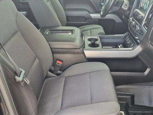 Used 2019 Chevrolet Silverado 2500 LT w/ Midnight Edition AWD/4WD image 18