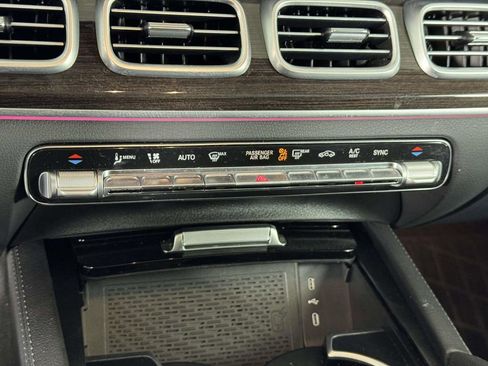 Used 2025 Mercedes-Benz GLE 350 4MATIC image 28