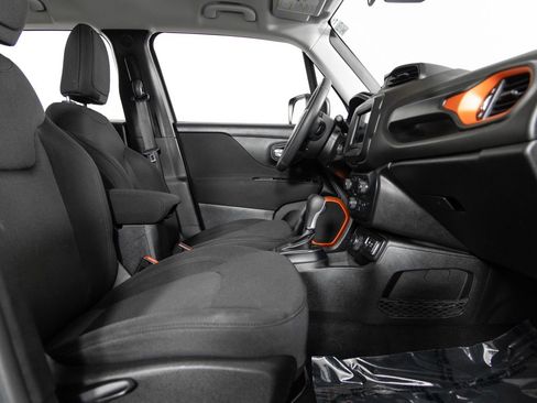 Used 2018 Jeep Renegade Sport w/ Power & Air Group image 26