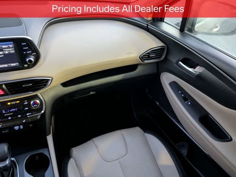 Used 2019 Hyundai Santa Fe Limited FWD image 17