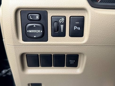 Used 2010 Toyota 4Runner Limited AWD/4WD image 12