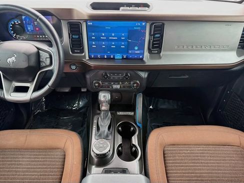 Used 2023 Ford Bronco Outer Banks AWD/4WD image 19