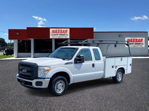 Used 2015 Ford F250 XL w/ Power Equipment Group RWD image 1