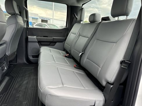 New 2024 Ford F250 XL w/ XL Chrome Package image 11