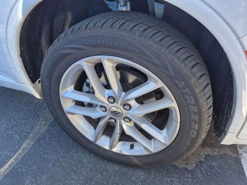Used 2023 Dodge Durango GT AWD/4WD image 6