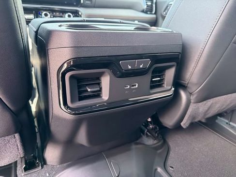 New 2026 GMC Sierra 1500 AT4 w/ AT4 Premium Package AWD/4WD image 16
