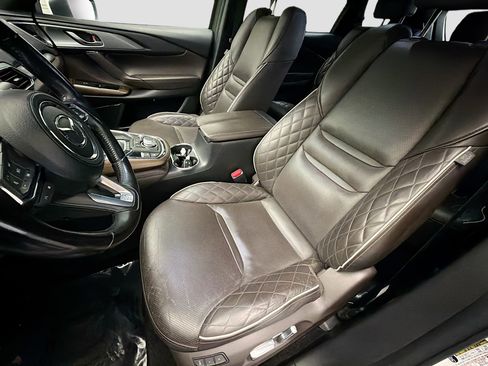 Used 2023 MAZDA CX-9 Signature image 11