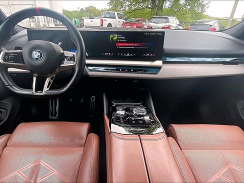 Used 2024 BMW i5 M60 w/ Executive Package image 15