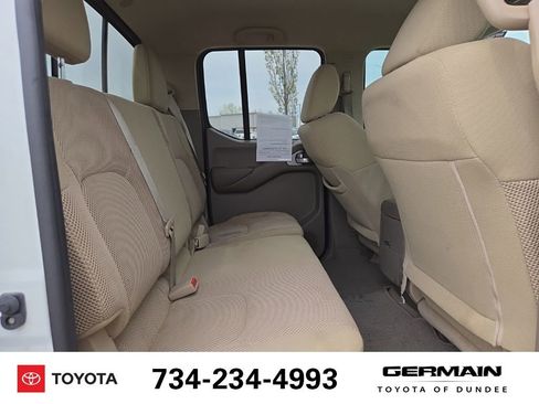 Used 2019 Nissan Frontier SV w/ Value Truck Package AWD/4WD image 16