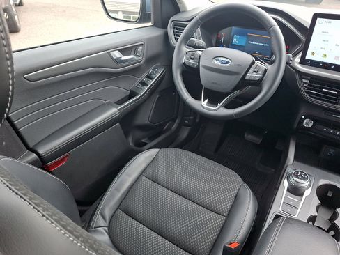 Certified 2023 Ford Escape SE image 13