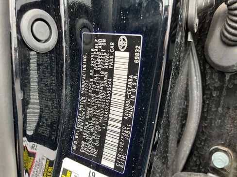 Used 2025 Toyota Camry LE image 28