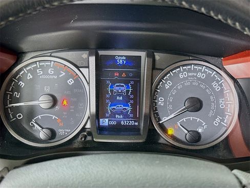 Used 2020 Toyota Tacoma TRD Off-Road image 20