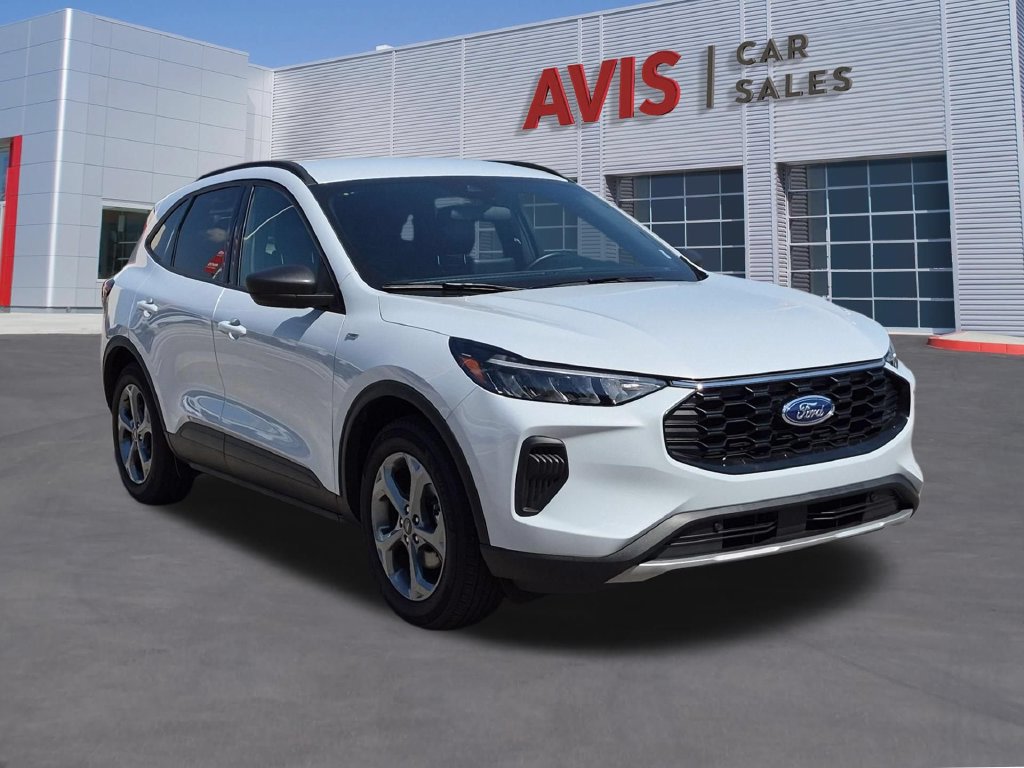 Used 2026 Ford Escape ST-Line FWD image 3