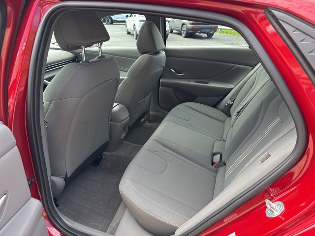 Certified 2024 Hyundai Elantra SEL w/ Convenience Package FWD image 14