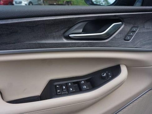 Used 2022 Jeep Grand Cherokee Limited AWD/4WD image 4