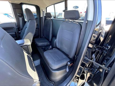 Used 2017 GMC Canyon SLE w/ SLE Convenience Package image 24