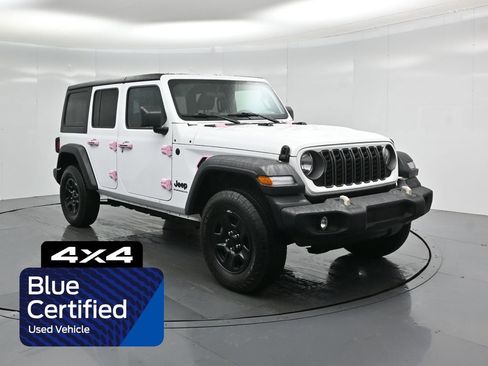 Used 2025 Jeep Wrangler Sport image 1