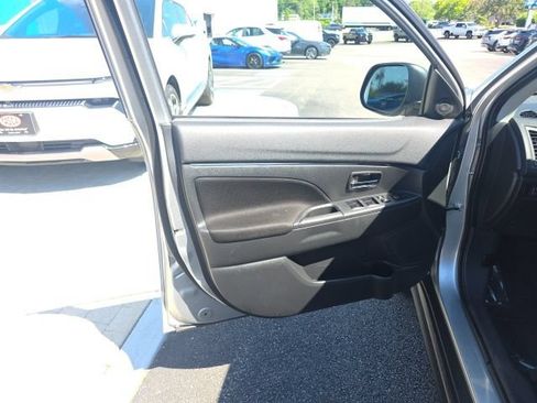 Used 2024 Mitsubishi Outlander Sport AWD image 13