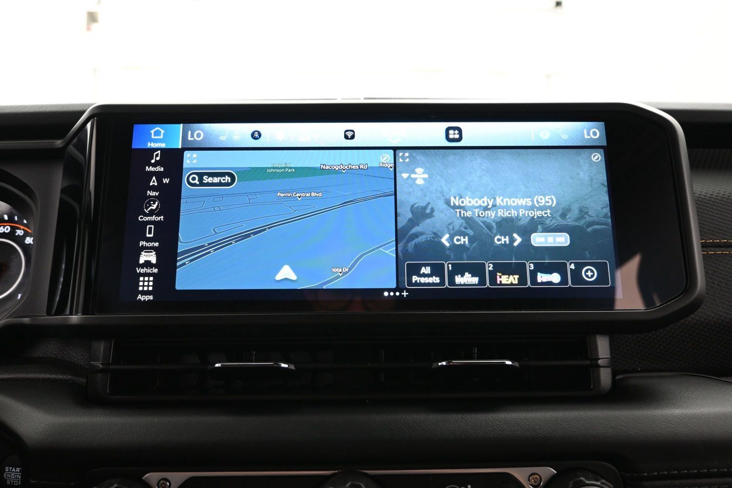 Used 2024 Jeep Wrangler Unlimited Rubicon 392 AWD/4WD image 29