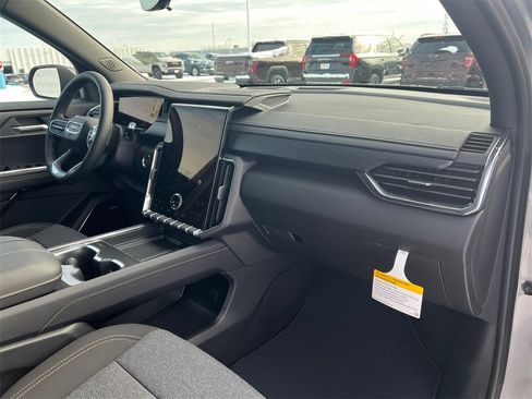 New 2026 GMC Acadia Elevation image 38