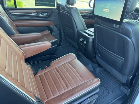 Certified 2023 GMC Yukon XL Denali Ultimate image 23
