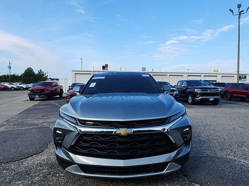 Used 2024 Chevrolet Blazer LT w/ Driver Confidence Package FWD image 8