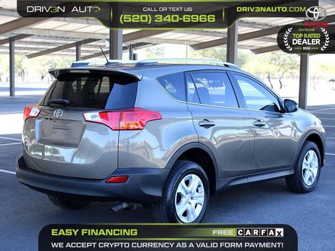 Used 2015 Toyota RAV4 LE w/ Preferred Accessory Package FWD image 7