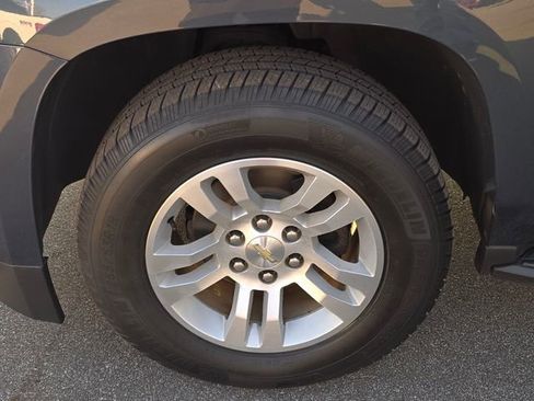 Used 2020 Chevrolet Tahoe LT image 27