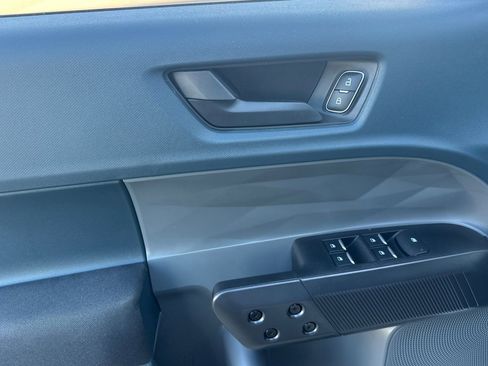 New 2026 Ford Maverick XL image 10