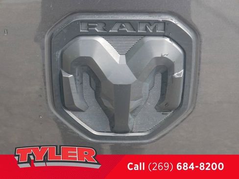Certified 2022 RAM 1500 Big Horn w/ Night Edition AWD/4WD image 16