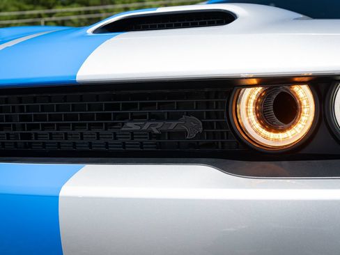 Used 2023 Dodge Challenger SRT Hellcat RWD image 10