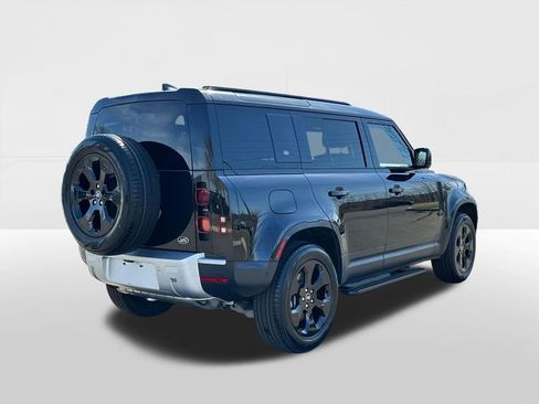 Certified 2023 Land Rover Defender 110 SE image 4