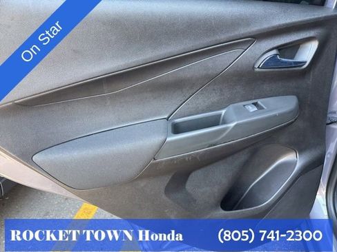 Used 2023 Chevrolet Bolt LT FWD image 16