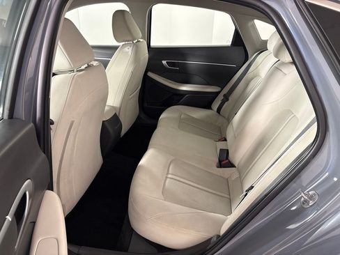 Used 2025 Hyundai Sonata SEL FWD image 21