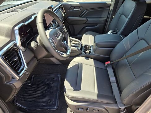 New 2026 GMC Canyon Elevation w/ Convenience Package RWD image 6