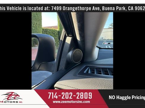 Used 2015 Toyota Corolla LE FWD image 30