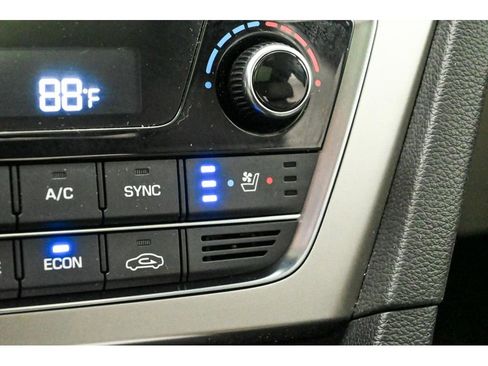 Used 2016 Hyundai Sonata Limited w/ Option Group 02 FWD image 47