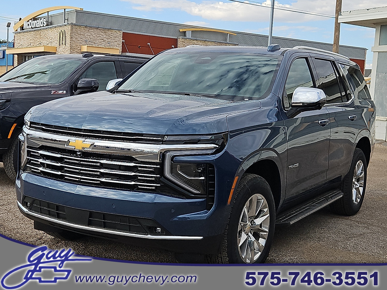 New 2026 Chevrolet Tahoe Premier w/ Sun And Tow Package AWD/4WD image 1