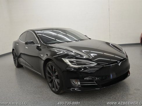 Used 2019 Tesla Model S Performance image 6