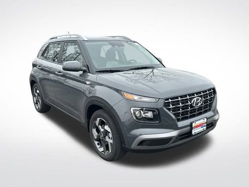 New 2026 Hyundai Venue SEL FWD image 8