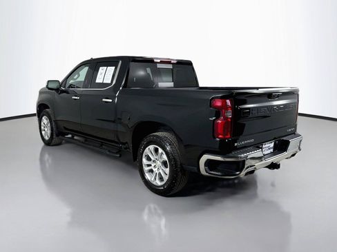 Used 2022 Chevrolet Silverado 1500 LTZ w/ LTZ Premium Package AWD/4WD image 11