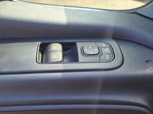 Used 2026 Mercedes-Benz Sprinter 2500 image 24
