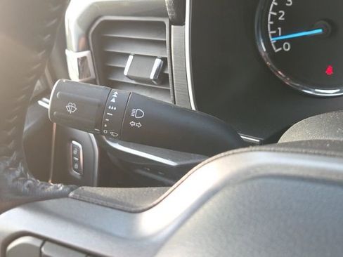 Used 2022 Ford F150 XLT w/ Equipment Group 302A High image 39