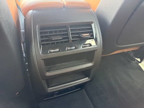 Used 2024 BMW X5 xDrive40i w/ Premium Package AWD/4WD image 25
