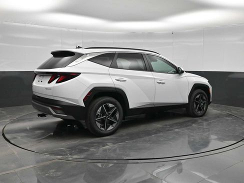 New 2026 Hyundai Tucson SEL w/ Tow & Go Package AWD/4WD image 8